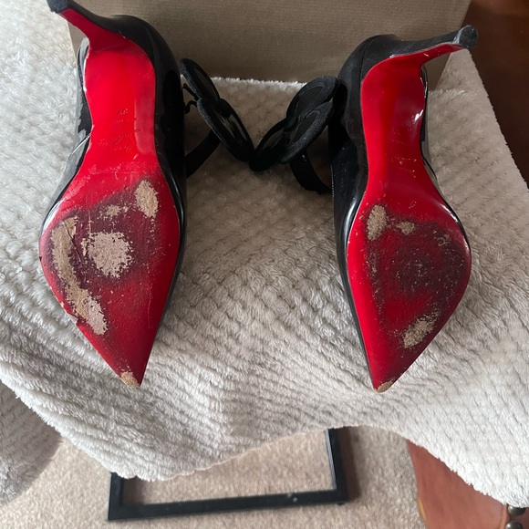 Christian Louboutin Black Patent Leather Pensee 20th Anniversary preloved shoes. - Picture 5 of 8